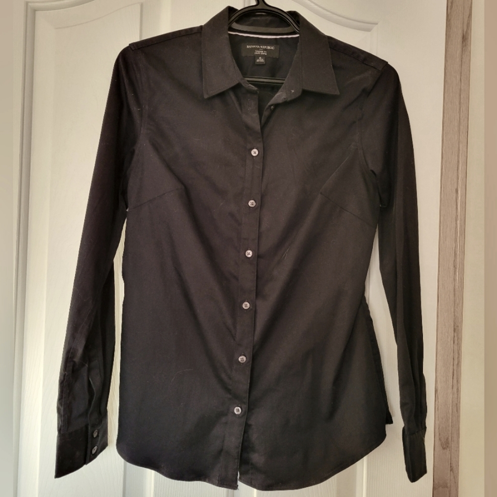 Black button down Banana Republic Shirt